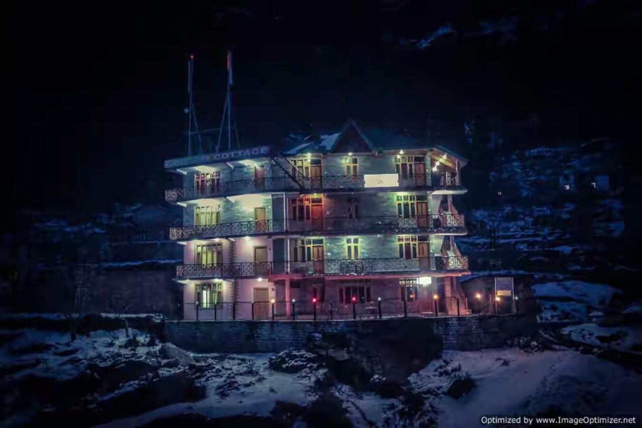 Gautam Hotel & Cottage Manāli Exterior foto
